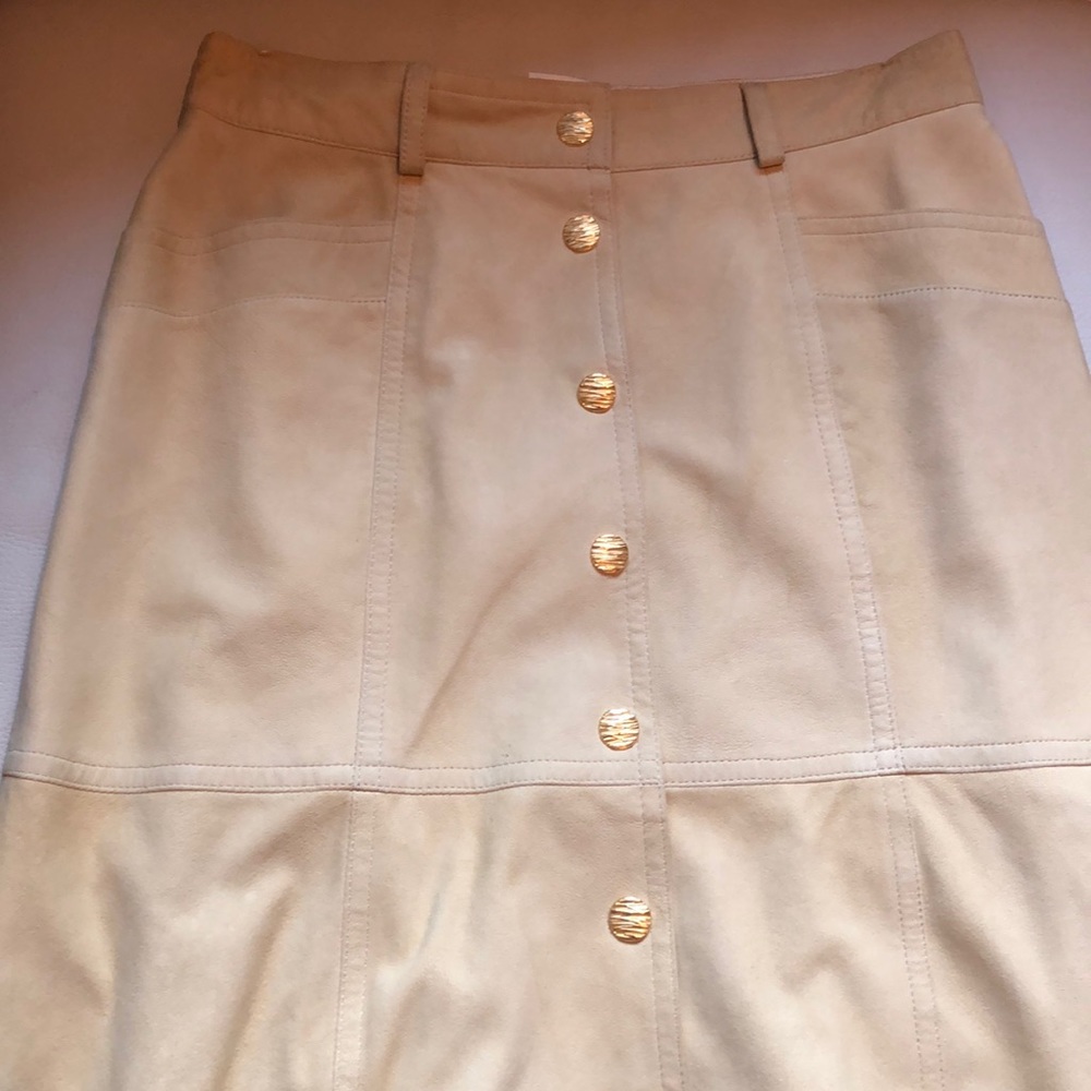 Escada 38/(6-8) tan suede snap front maxi skirt - Picture 7 of 8